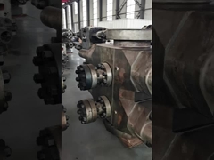 カメロンはボップを踊る