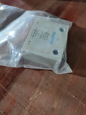 XJ250 XJ650 XJ750の改修の装備の予備品のFestoのシャトル弁