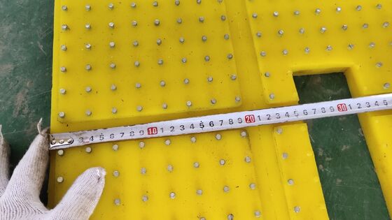 耐油回転テーブル滑り止めマット厳格な品質検査ポリウレタン 30 ミリメートル厚さ